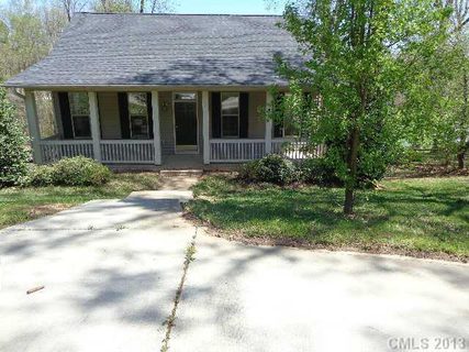 7286 Executive Circle