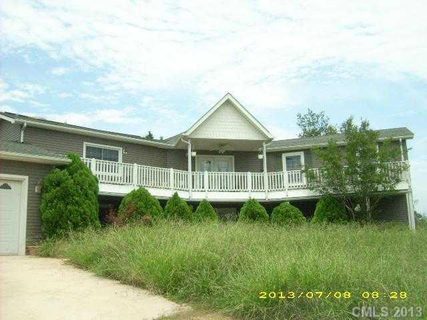 584 Harbor Road