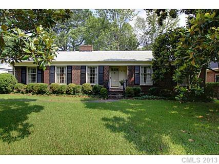 Previously sold for $305,000