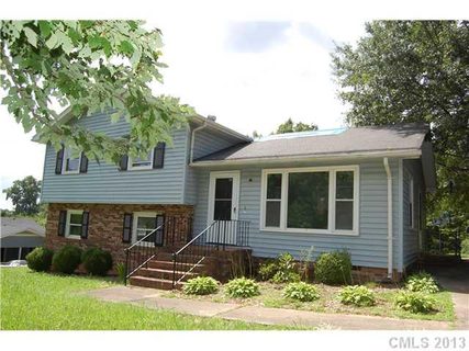 2332 Pinehaven Drive
