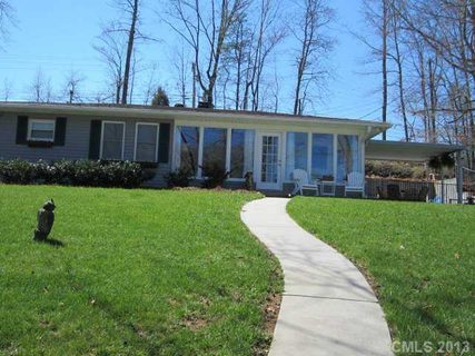 1102 Riverview Road
