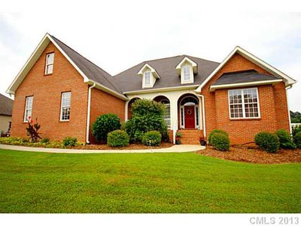 1111 N Lilac Lane