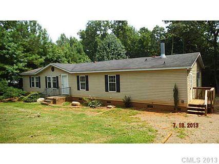 515 Bethpage Lane