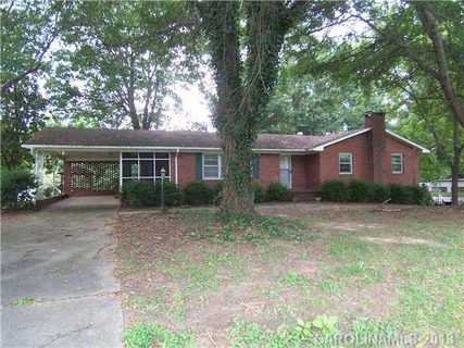 1715 Fallston Road sold home in Crestland Heights, Shelby, NC
