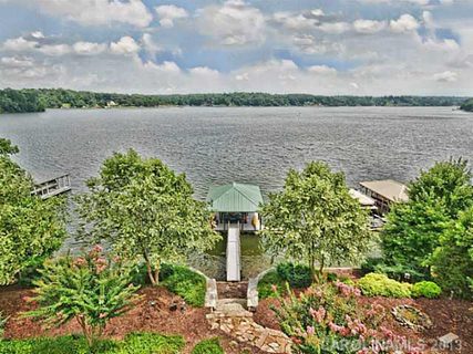 1378 Astoria Parkway