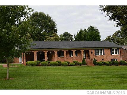 1326 Oak Canopy Road sold home in Hillcrest Acres, Lincolnton, NC