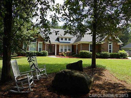 2718 Springs Drive