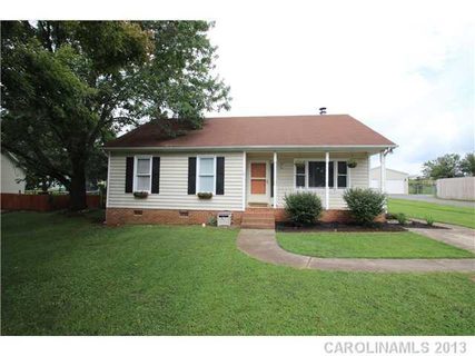3484 Farm Lake Drive sold home in Parkview, Concord, NC