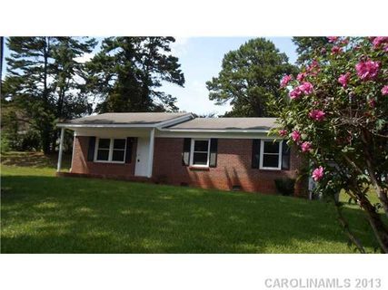 1804 Alpine Drive sold home in Northwoods, Kings Mountain, NC