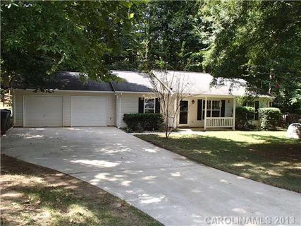 12405 Mallard Ridge Drive sold home in Mallard Creek Estates, Charlotte, NC