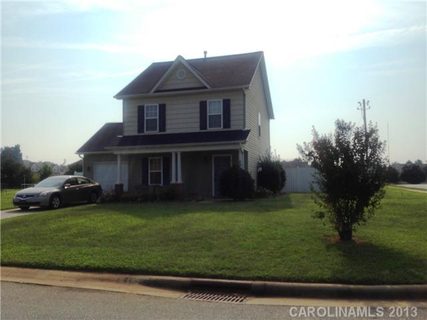 104 Redstone Lane