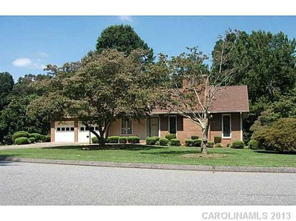 306 Starmount Drive 24&25