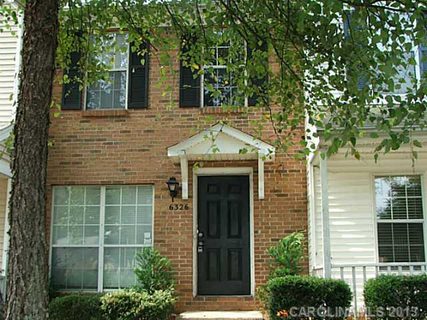 6326 Windsor Gate Lane sold townhome in Windsor Grove Homes, Charlotte, NC