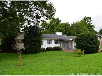 715 Oakdale Drive