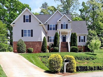 165 Greycliff Drive sold home in Greycliff, Mooresville, NC