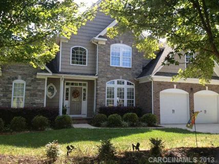 324 Thompson Court