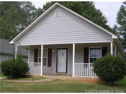 1615 Dendy Lane