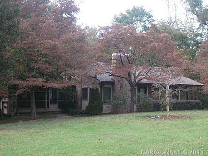 401 Ridgewood Drive
