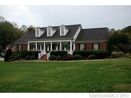 1001 Ashley Place