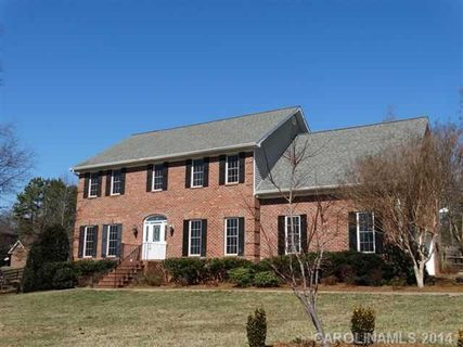 1092 Willow Creek Drive