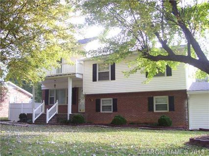 1519 Edgewood Road