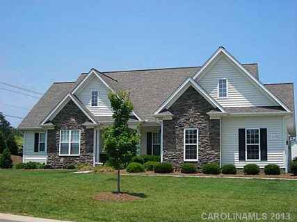 105 Meadowcrest Lane