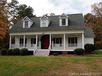 1240 Burtonwood Circle