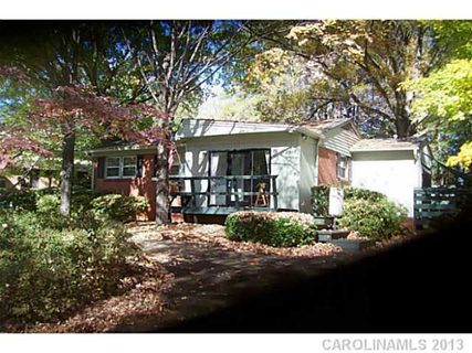 2611 Springway Drive sold home in Country Club, Charlotte, NC