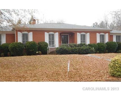 704 Queens Drive 6
