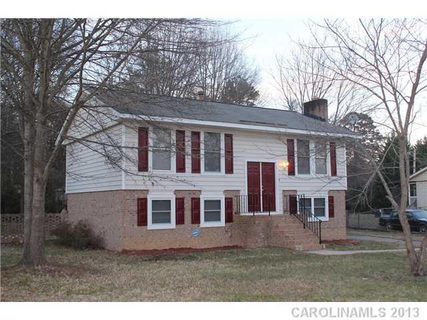 1412 Gaston Way