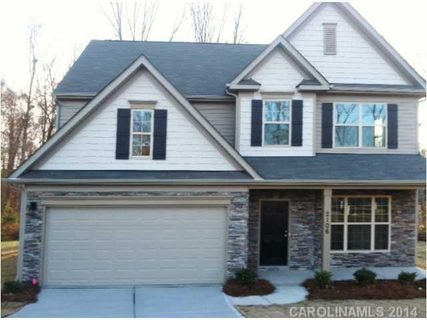 2106 Dave Thomas Lane 11