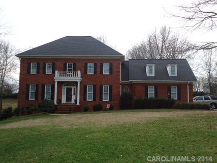 104 Fox Ridge Road sold home in Hunters Pointe, Shelby, NC