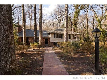 1112 River Oaks Lane