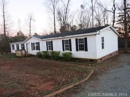 519 Bethpage Lane