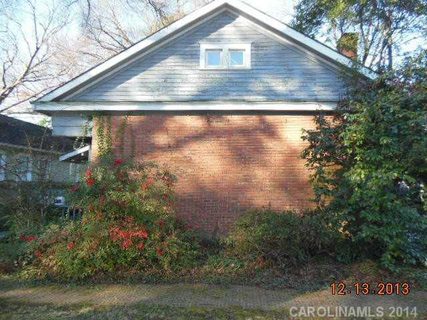 2120 Crescent Avenue sold multi-family property in Crescent Heights, Charlotte, NC