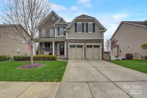 8911 Valleymoon Lane