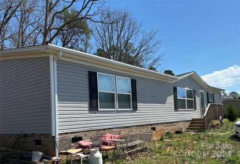 Previously sold for $183,900