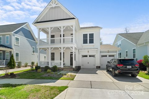 815 Bluff Loop Road