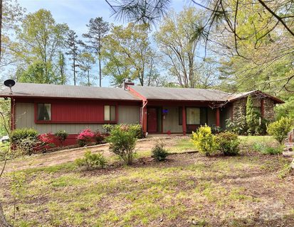 3009 Chestnut Tree Road