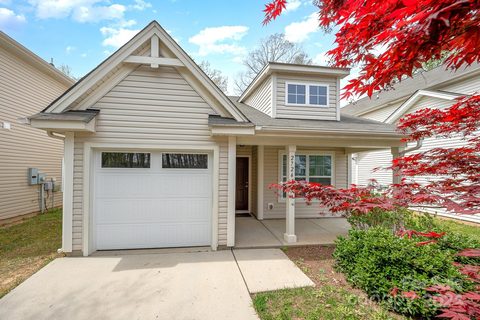 2724 Bramble Ridge Court sold home in Boulder Creek, Charlotte, NC