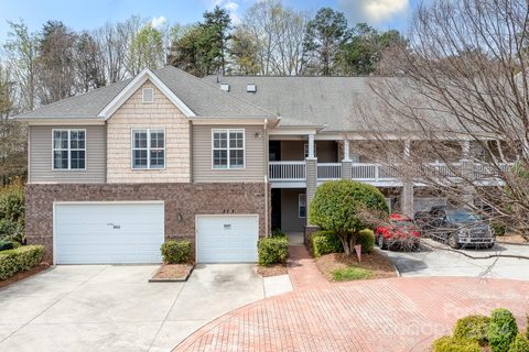8941 Rosalyn Glen Road