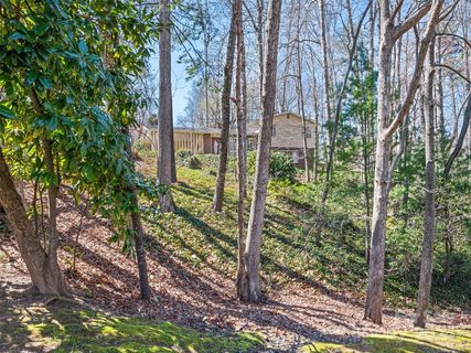 43 Mayfair Drive sold home in Woodside Hills, Candler, NC
