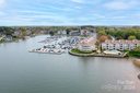 18595 Vineyard Point Lane sold home in Cornelius, SC