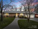 320 Armstrong Avenue sold home in Hendersonville, SC