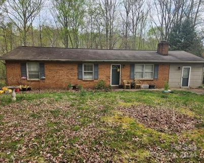 4608 Maplecrest Drive sold home in Maplecrest, Gastonia, NC