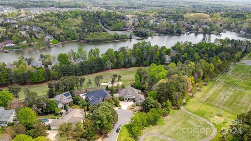 925 Linden Tree Lane 20 sold home in Lakeshore, Tega Cay, SC