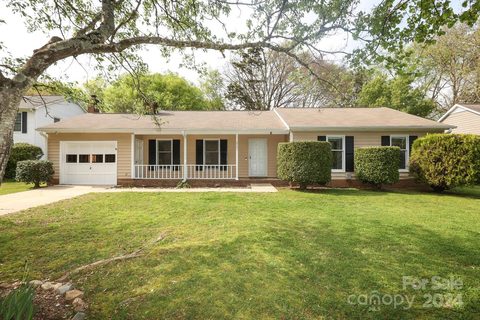6521 Porterfield Road sold home in Wood Creek Plantation, Charlotte, NC