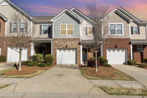 3306 Yarmouth Lane
