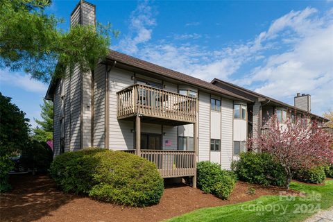 201 Racquet Club Road 27 sold condo in Courtside Condos, Asheville, NC