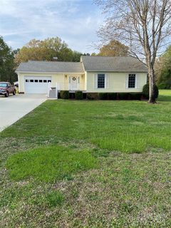 250 Cedarfield Drive sold home in Farmview, Salisbury, NC